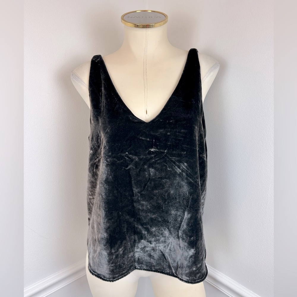 LOFT Petites Dark Grey Crushed Velvet Shell Top NWT | Size MP